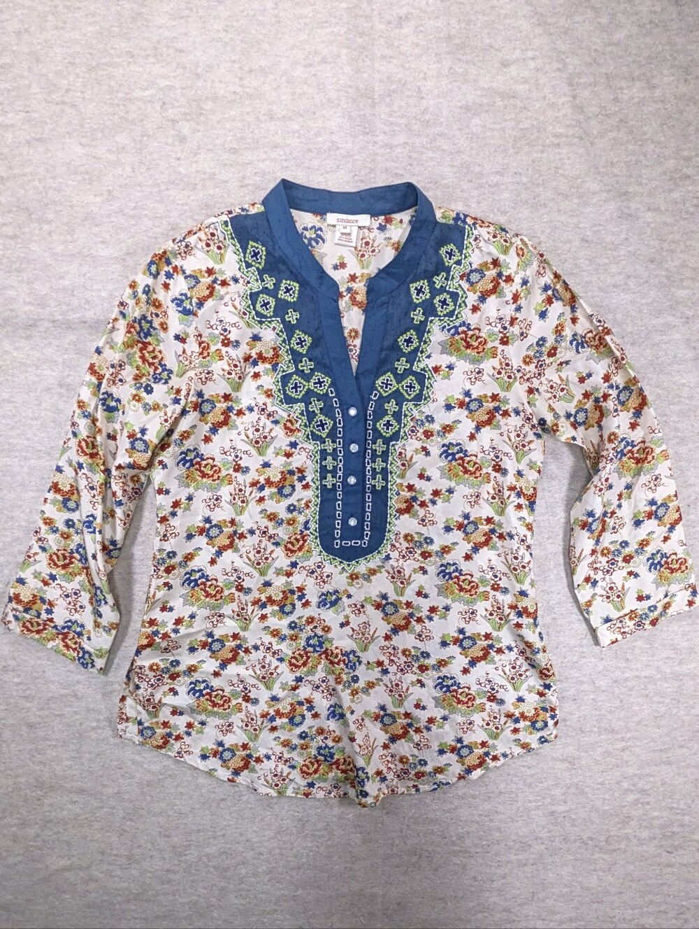 Sundance 100% Silk Tunic Top Lightweight Embroidered Floral Cream Blue Medium